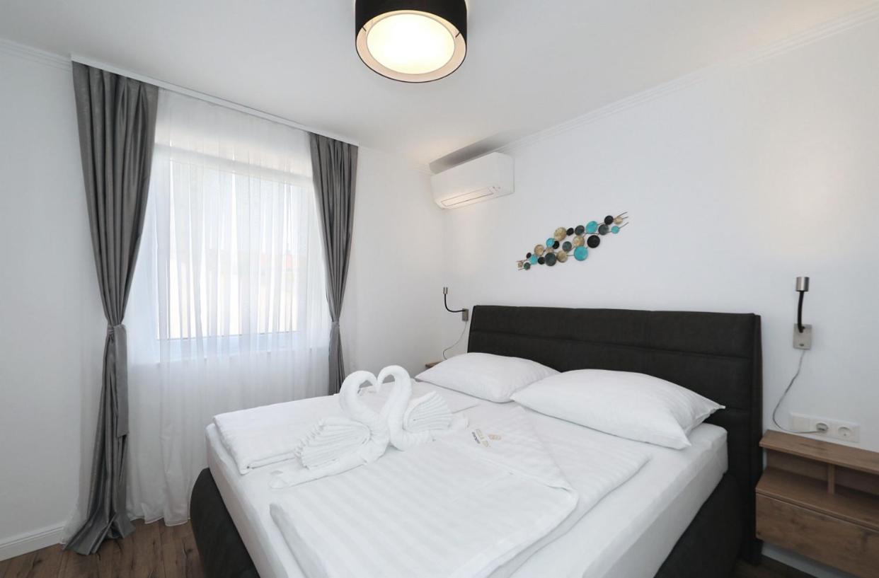 Villa Tin Apartments ทริบานี-ครุสชิซา ภายนอก รูปภาพ