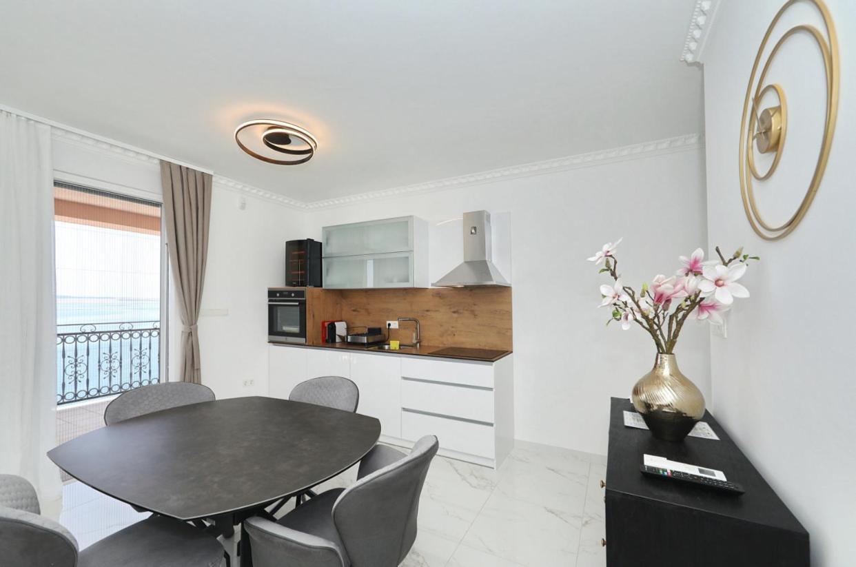 Villa Tin Apartments ทริบานี-ครุสชิซา ภายนอก รูปภาพ